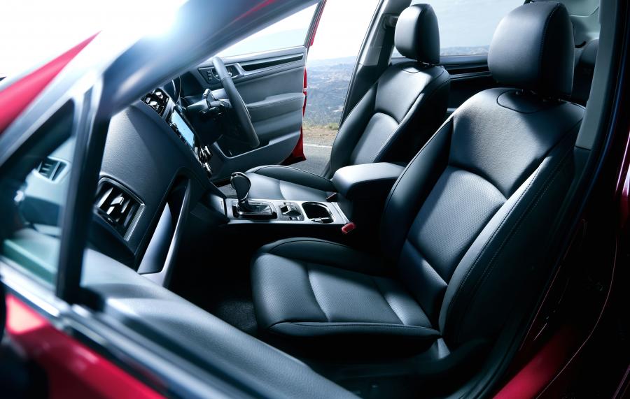 Интерьер Subaru Legacy B4 2017 года  (JP) (фото 9 из 10)
